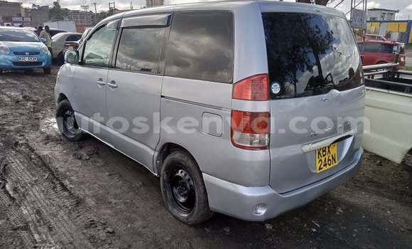 Nunua Ilio tumika Toyota Noah Nyingine Gari ndani ya Nairobi nchini Nairobi Nunua Ilio tumika Toyota Noah Nyingine Gari ndani ya Nairobi nchini Nairobi