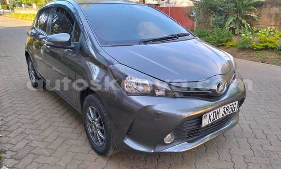 Nunua Ilio tumika Toyota Vitz Fedha Gari ndani ya Nairobi nchini Nairobi Nunua Ilio tumika Toyota Vitz Fedha Gari ndani ya Nairobi nchini Nairobi