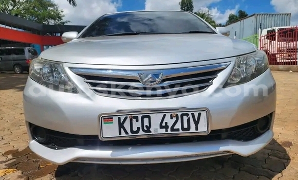 Nunua Ilio tumika Toyota Allion Nyeupe Gari ndani ya Griftu nchini Kaskazini Mashariki mwa Kenya Nunua Ilio tumika Toyota Allion Nyeupe Gari ndani ya Griftu nchini Kaskazini Mashariki mwa Kenya