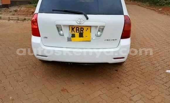 Nunua Ilio tumika Toyota Fielder Nyeupe Gari ndani ya Griftu nchini Kaskazini Mashariki mwa Kenya Nunua Ilio tumika Toyota Fielder Nyeupe Gari ndani ya Griftu nchini Kaskazini Mashariki mwa Kenya
