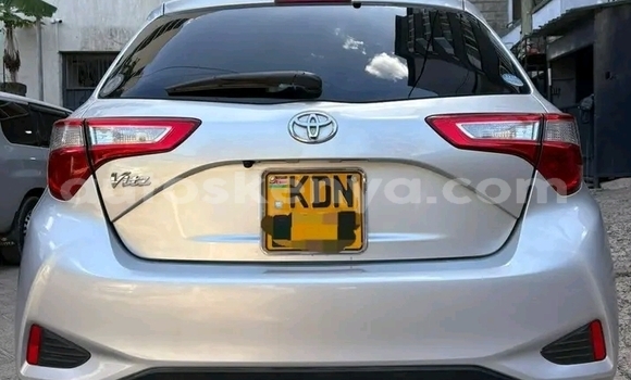 Nunua Ilio tumika Toyota Vitz Nyeupe Gari ndani ya Gilgil nchini Kati Nunua Ilio tumika Toyota Vitz Nyeupe Gari ndani ya Gilgil nchini Kati