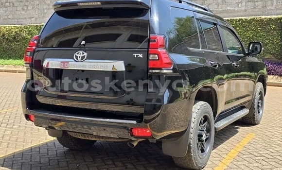 Nunua Ilio tumika Toyota Prado Nyeusi Gari ndani ya Bute nchini Kaskazini Mashariki mwa Kenya Nunua Ilio tumika Toyota Prado Nyeusi Gari ndani ya Bute nchini Kaskazini Mashariki mwa Kenya