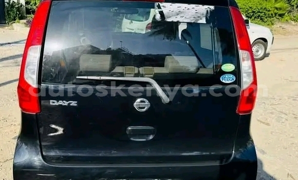 Nunua Ilio tumika Nissan Dayz Nyeusi Gari ndani ya Bura nchini Kaskazini Mashariki mwa Kenya