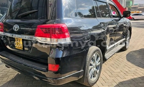 Nunua Ilio tumika Toyota Land Cruiser Nyeusi Gari ndani ya Hola nchini Kenya ya Pwani Nunua Ilio tumika Toyota Land Cruiser Nyeusi Gari ndani ya Hola nchini Kenya ya Pwani