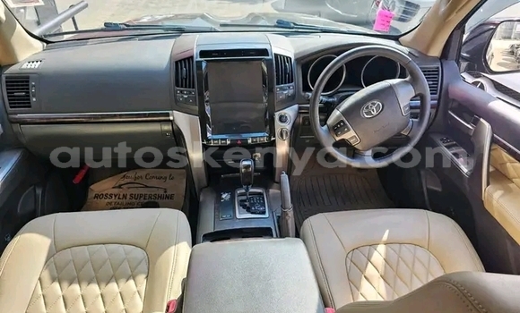 Nunua Ilio tumika Toyota Land Cruiser Nyeusi Gari ndani ya Hola nchini Kenya ya Pwani Nunua Ilio tumika Toyota Land Cruiser Nyeusi Gari ndani ya Hola nchini Kenya ya Pwani