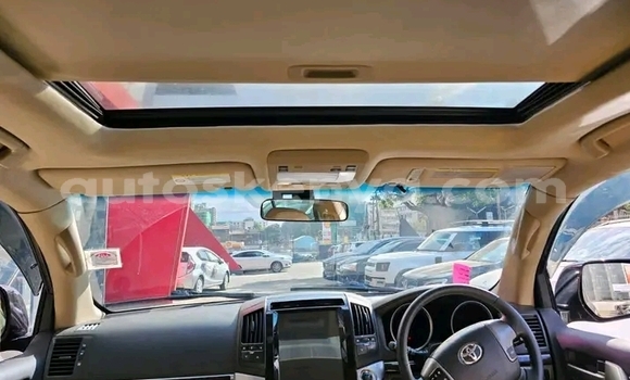 Nunua Ilio tumika Toyota Land Cruiser Nyeusi Gari ndani ya Hola nchini Kenya ya Pwani Nunua Ilio tumika Toyota Land Cruiser Nyeusi Gari ndani ya Hola nchini Kenya ya Pwani