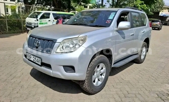 Nunua Ilio tumika Toyota Land Cruiser Prado Nyingine Gari ndani ya Bomet nchini Bonde la Ufafanuzi Nunua Ilio tumika Toyota Land Cruiser Prado Nyingine Gari ndani ya Bomet nchini Bonde la Ufafanuzi