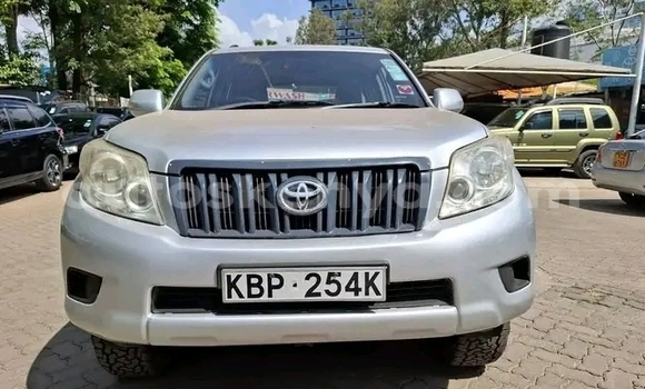 Nunua Ilio tumika Toyota Land Cruiser Prado Nyingine Gari ndani ya Bomet nchini Bonde la Ufafanuzi Nunua Ilio tumika Toyota Land Cruiser Prado Nyingine Gari ndani ya Bomet nchini Bonde la Ufafanuzi
