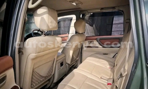 Nunua Ilio tumika Toyota Land Cruiser Prado Nyingine Gari ndani ya Bute nchini Kaskazini Mashariki mwa Kenya Nunua Ilio tumika Toyota Land Cruiser Prado Nyingine Gari ndani ya Bute nchini Kaskazini Mashariki mwa Kenya