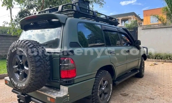 Nunua Ilio tumika Toyota Land Cruiser Prado Nyingine Gari ndani ya Bute nchini Kaskazini Mashariki mwa Kenya Nunua Ilio tumika Toyota Land Cruiser Prado Nyingine Gari ndani ya Bute nchini Kaskazini Mashariki mwa Kenya