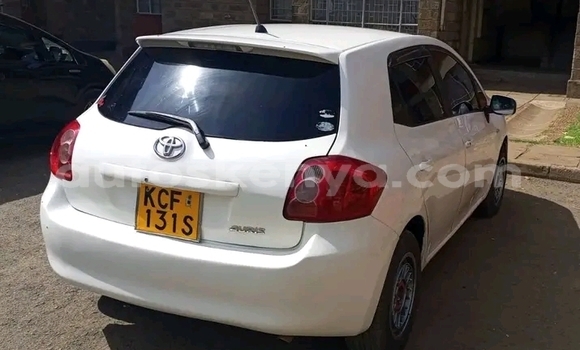 Nunua Ilio tumika Toyota Auris Nyeupe Gari ndani ya Gazi nchini Pwani Nunua Ilio tumika Toyota Auris Nyeupe Gari ndani ya Gazi nchini Pwani