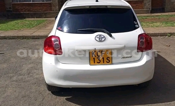 Nunua Ilio tumika Toyota Auris Nyeupe Gari ndani ya Gazi nchini Pwani Nunua Ilio tumika Toyota Auris Nyeupe Gari ndani ya Gazi nchini Pwani