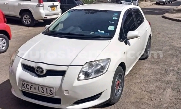 Nunua Ilio tumika Toyota Auris Nyeupe Gari ndani ya Gazi nchini Pwani Nunua Ilio tumika Toyota Auris Nyeupe Gari ndani ya Gazi nchini Pwani