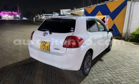 Nunua Ilio tumika Toyota Auris Nyeupe Gari ndani ya Bute nchini Kaskazini Mashariki mwa Kenya Nunua Ilio tumika Toyota Auris Nyeupe Gari ndani ya Bute nchini Kaskazini Mashariki mwa Kenya