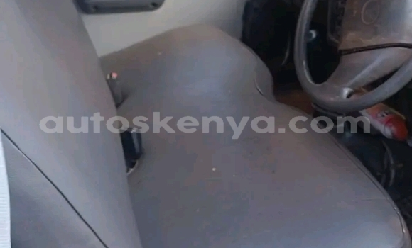Nunua Ilio tumika Toyota Hilux Nyeupe Gari ndani ya Bute nchini Kaskazini Mashariki mwa Kenya Nunua Ilio tumika Toyota Hilux Nyeupe Gari ndani ya Bute nchini Kaskazini Mashariki mwa Kenya
