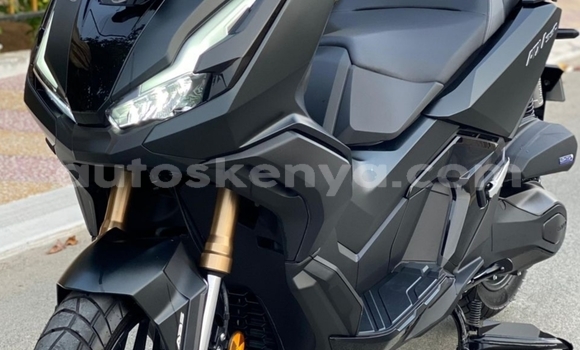 Oofamaa Honda X-ADV Black Doqdoqqee iti Nairobi keessatti Nairobi keessatti