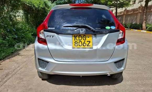 Nunua Ilio tumika Honda Fit Nyingine Gari ndani ya Bute nchini Kaskazini Mashariki mwa Kenya Nunua Ilio tumika Honda Fit Nyingine Gari ndani ya Bute nchini Kaskazini Mashariki mwa Kenya