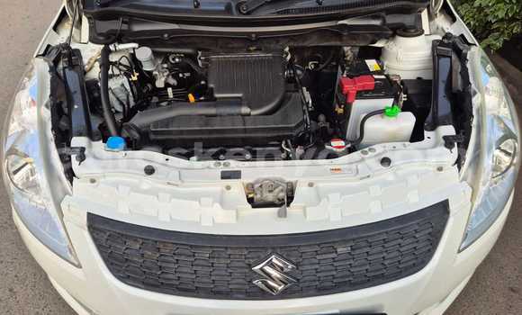 Nunua Ilio tumika Suzuki Swift Nyeupe Gari ndani ya Nairobi nchini Nairobi Nunua Ilio tumika Suzuki Swift Nyeupe Gari ndani ya Nairobi nchini Nairobi