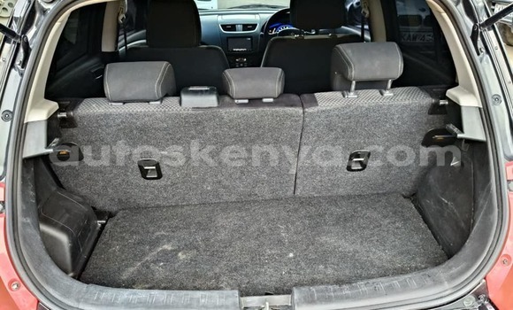 Oofamaa Suzuki Swift Black Makiinaa iti Machakos keessatti Nairobi keessatti Oofamaa Suzuki Swift Black Makiinaa iti Machakos keessatti Nairobi keessatti