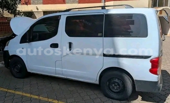 Buy Used Nissan NV200 White Car in Bomet in Rift Valley Buy Used Nissan NV200 White Car in Bomet in Rift Valley