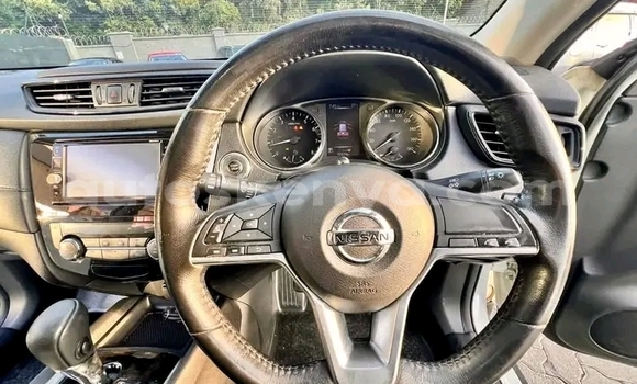 Buy Used Nissan X–Trail White Car in Gilgil in Central Buy Used Nissan X–Trail White Car in Gilgil in Central