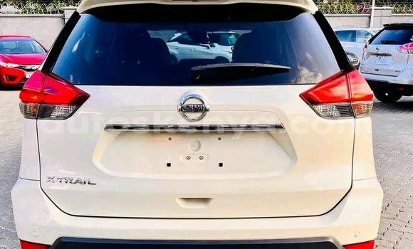 Buy Used Nissan X–Trail White Car in Gilgil in Central Buy Used Nissan X–Trail White Car in Gilgil in Central