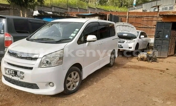 Buy Used Toyota Noah White Car in Changamwe in Coast Buy Used Toyota Noah White Car in Changamwe in Coast
