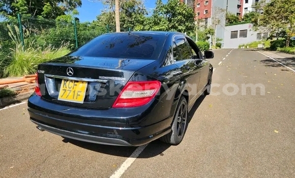 Buy Used Mercedes‒Benz CLK–Class Black Car in Bute in Northeast Kenya Buy Used Mercedes‒Benz CLK–Class Black Car in Bute in Northeast Kenya