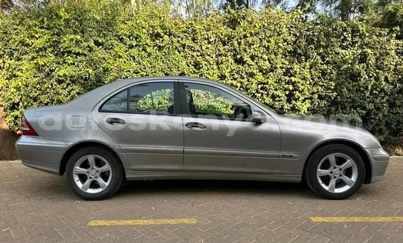 Buy Used Mercedes‒Benz C–Class Other Car in Bute in Northeast Kenya Buy Used Mercedes‒Benz C–Class Other Car in Bute in Northeast Kenya