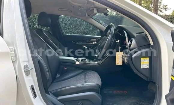 Buy Used Mercedes‒Benz CL-klasse White Car in Nairobi in Nairobi Buy Used Mercedes‒Benz CL-klasse White Car in Nairobi in Nairobi