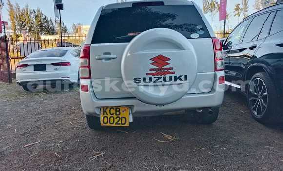 Nunua Ilio tumika Suzuki Escudo Fedha Gari ndani ya Nairobi nchini Nairobi Nunua Ilio tumika Suzuki Escudo Fedha Gari ndani ya Nairobi nchini Nairobi