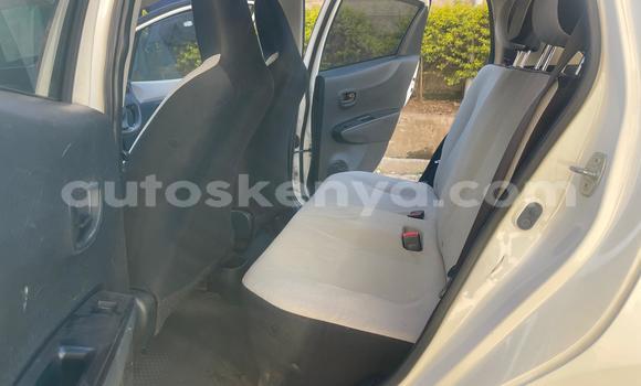 Nunua Ilio tumika Toyota Vitz Nyeupe Gari ndani ya Nairobi nchini Nairobi Nunua Ilio tumika Toyota Vitz Nyeupe Gari ndani ya Nairobi nchini Nairobi