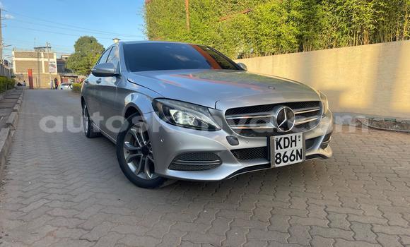 Nunua Ilio tumika Mercedes‒Benz 200 Fedha Gari ndani ya Nairobi nchini Nairobi Nunua Ilio tumika Mercedes‒Benz 200 Fedha Gari ndani ya Nairobi nchini Nairobi