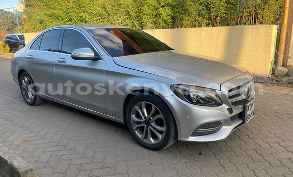 Nunua Ilio tumika Mercedes‒Benz 200 Fedha Gari ndani ya Nairobi nchini Nairobi Nunua Ilio tumika Mercedes‒Benz 200 Fedha Gari ndani ya Nairobi nchini Nairobi