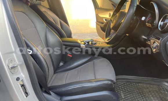 Nunua Ilio tumika Mercedes‒Benz 200 Fedha Gari ndani ya Nairobi nchini Nairobi Nunua Ilio tumika Mercedes‒Benz 200 Fedha Gari ndani ya Nairobi nchini Nairobi