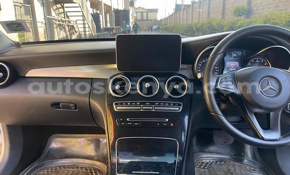 Nunua Ilio tumika Mercedes‒Benz 200 Fedha Gari ndani ya Nairobi nchini Nairobi Nunua Ilio tumika Mercedes‒Benz 200 Fedha Gari ndani ya Nairobi nchini Nairobi