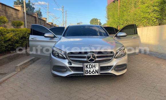 Nunua Ilio tumika Mercedes‒Benz 200 Fedha Gari ndani ya Nairobi nchini Nairobi Nunua Ilio tumika Mercedes‒Benz 200 Fedha Gari ndani ya Nairobi nchini Nairobi