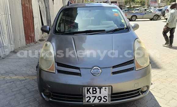Oofamaa Nissan Note Silver Makiinaa iti Nairobi keessatti Nairobi keessatti