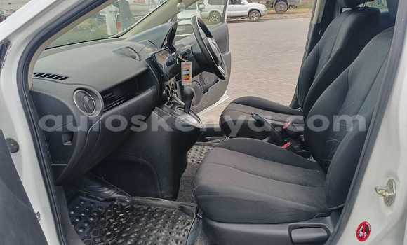 Nunua Ilio tumika Mazda Demio Nyeupe Gari ndani ya Nairobi nchini Nairobi Nunua Ilio tumika Mazda Demio Nyeupe Gari ndani ya Nairobi nchini Nairobi