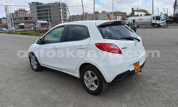 Nunua Ilio tumika Mazda Demio Nyeupe Gari ndani ya Nairobi nchini Nairobi Nunua Ilio tumika Mazda Demio Nyeupe Gari ndani ya Nairobi nchini Nairobi