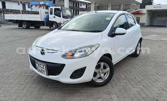 Nunua Ilio tumika Mazda Demio Nyeupe Gari ndani ya Nairobi nchini Nairobi Nunua Ilio tumika Mazda Demio Nyeupe Gari ndani ya Nairobi nchini Nairobi