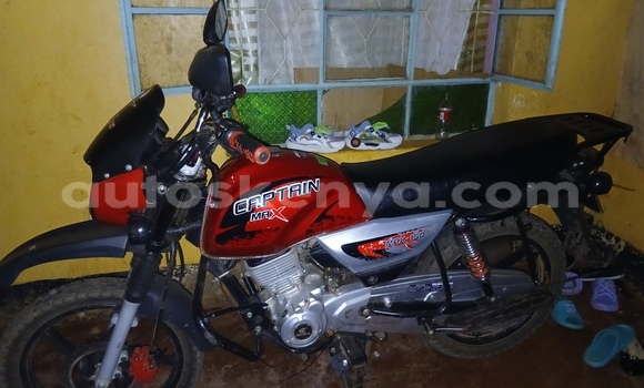 Nunua Ilio tumika Boxer BM100 Nyekundu Bike ndani ya Murang'a nchini Kati Kenya