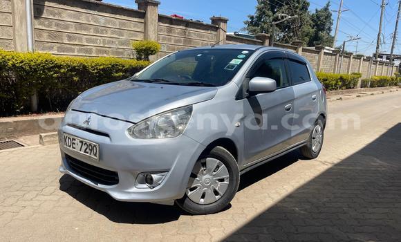 Nunua Ilio tumika Mitsubishi Mirage Fedha Gari ndani ya Nairobi nchini Nairobi Nunua Ilio tumika Mitsubishi Mirage Fedha Gari ndani ya Nairobi nchini Nairobi
