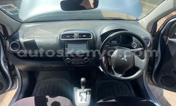 Nunua Ilio tumika Mitsubishi Mirage Fedha Gari ndani ya Nairobi nchini Nairobi Nunua Ilio tumika Mitsubishi Mirage Fedha Gari ndani ya Nairobi nchini Nairobi
