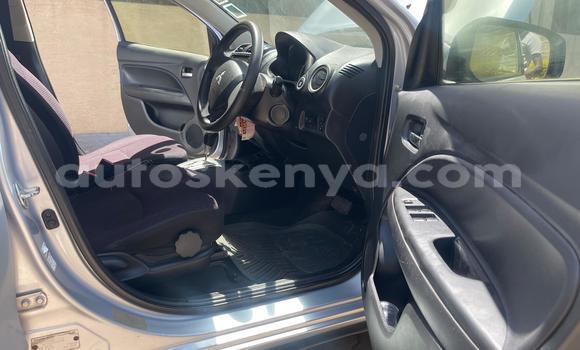 Nunua Ilio tumika Mitsubishi Mirage Fedha Gari ndani ya Nairobi nchini Nairobi Nunua Ilio tumika Mitsubishi Mirage Fedha Gari ndani ya Nairobi nchini Nairobi