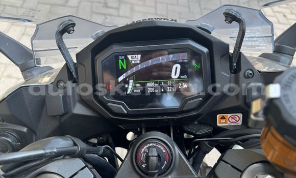 Buy Used Kawasaki Ninja Beige Bike in Nairobi in Nairobi Buy Used Kawasaki Ninja Beige Bike in Nairobi in Nairobi