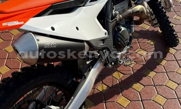Nunua Ilio tumika KTM 350 Beige Bike ndani ya Nairobi nchini Nairobi