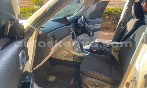 Nunua Ilio tumika Subaru Forester Nyeupe Gari ndani ya Nairobi nchini Nairobi Nunua Ilio tumika Subaru Forester Nyeupe Gari ndani ya Nairobi nchini Nairobi