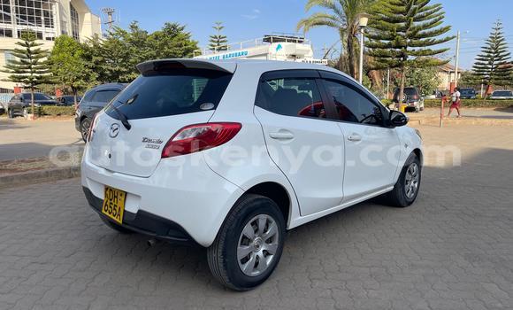 Nunua Ilio tumika Mazda Demio Nyeupe Gari ndani ya Nairobi nchini Nairobi Nunua Ilio tumika Mazda Demio Nyeupe Gari ndani ya Nairobi nchini Nairobi