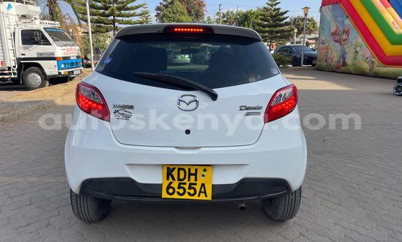Nunua Ilio tumika Mazda Demio Nyeupe Gari ndani ya Nairobi nchini Nairobi Nunua Ilio tumika Mazda Demio Nyeupe Gari ndani ya Nairobi nchini Nairobi